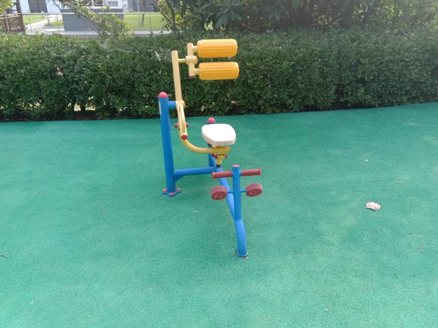 自重腰腹器 自重腰腹器