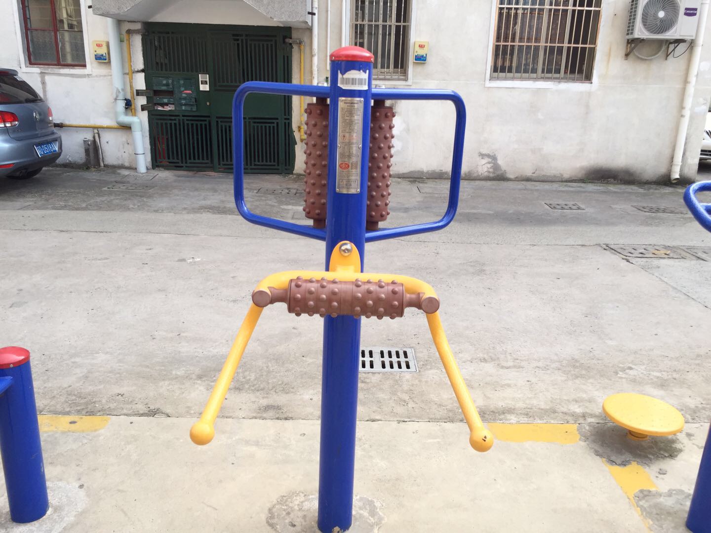 腰背按摩器 腰背按摩器