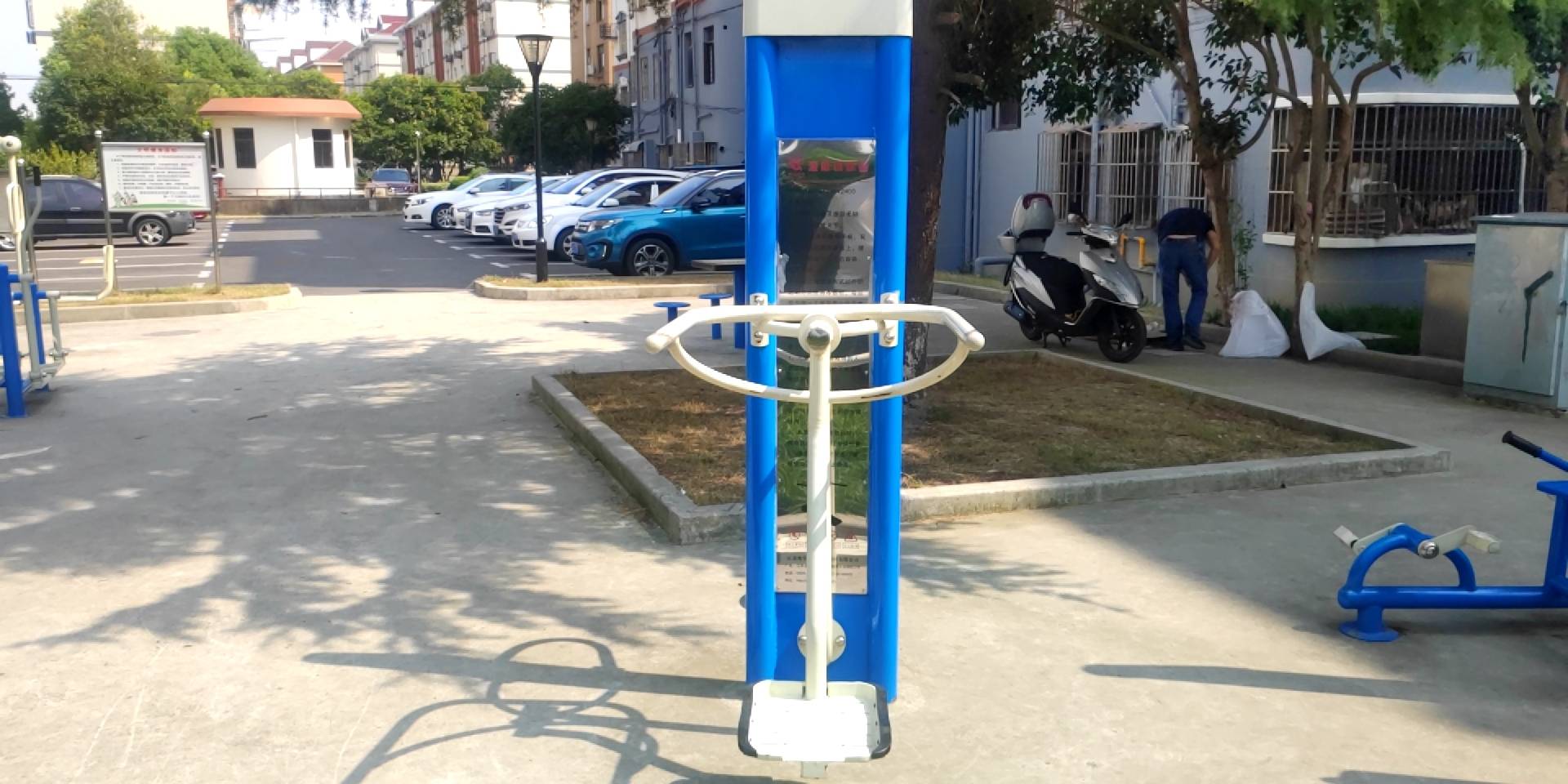 浪板訓(xùn)練器 浪板訓(xùn)練器