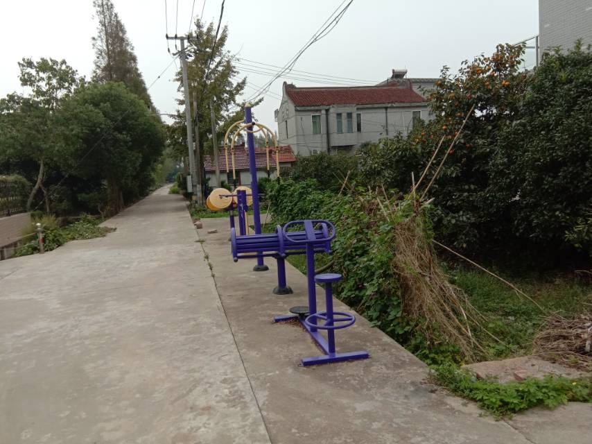 堡鎮(zhèn)四滧村5隊(duì)健身點(diǎn)