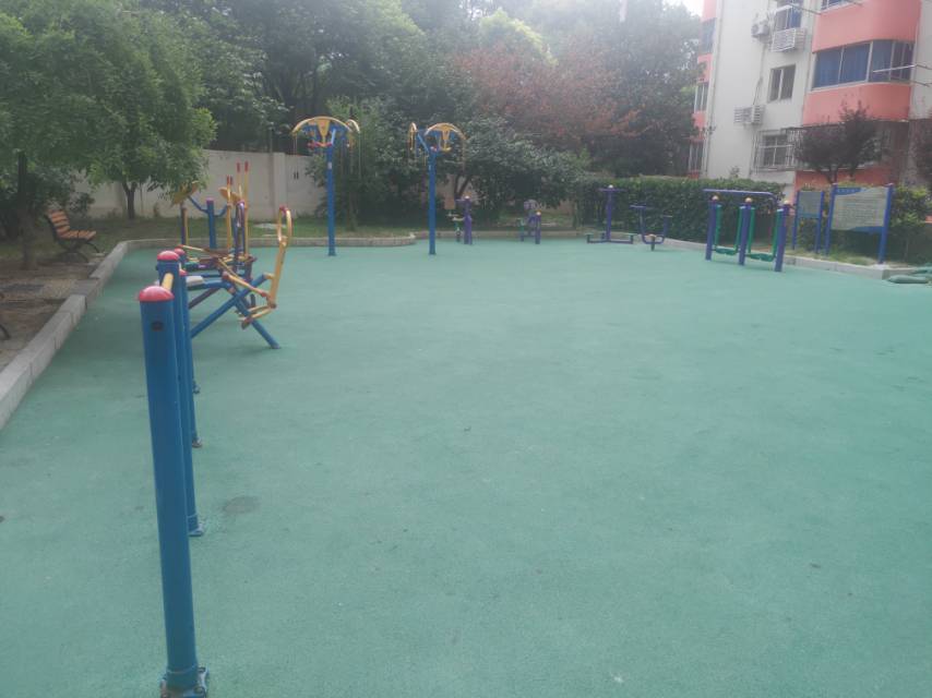 航華一村七居委A健身苑點(diǎn)(華菁) 航華一村七居委A健身苑點(diǎn)(華菁)