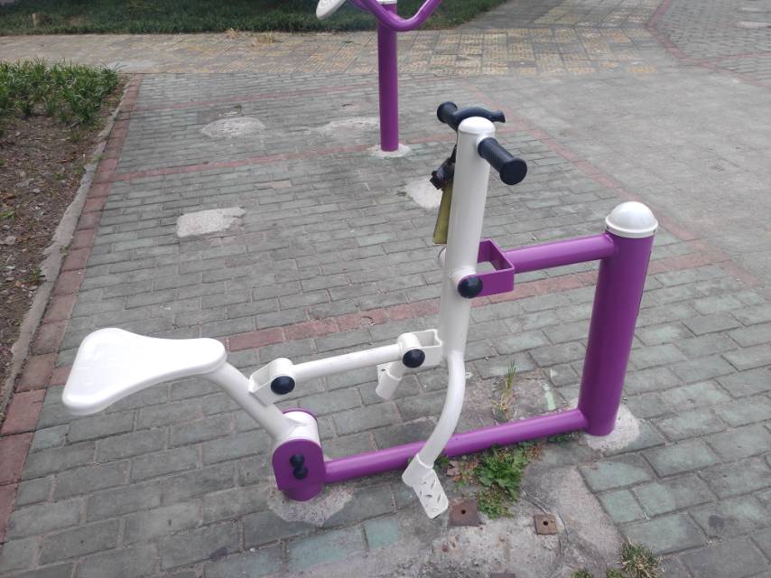 騎馬機(jī) 騎馬機(jī)