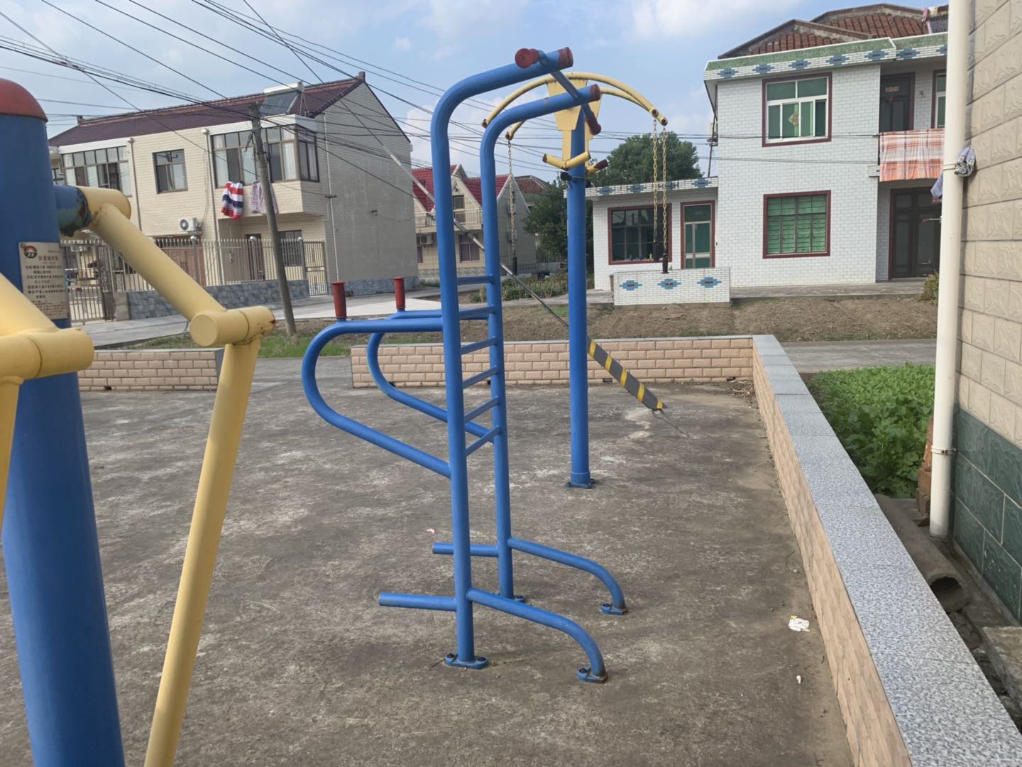 多功能訓(xùn)練器 多功能訓(xùn)練器