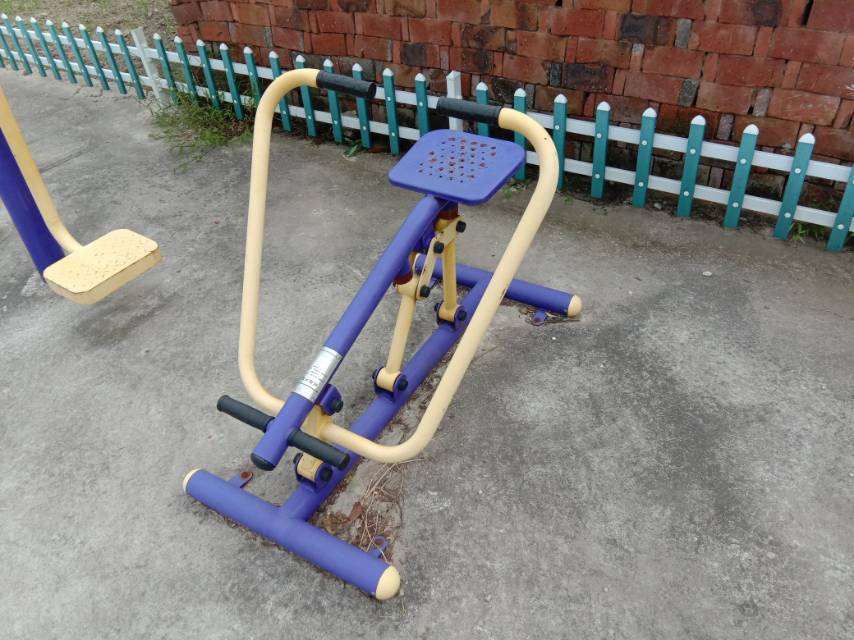 劃船訓(xùn)練器 劃船訓(xùn)練器