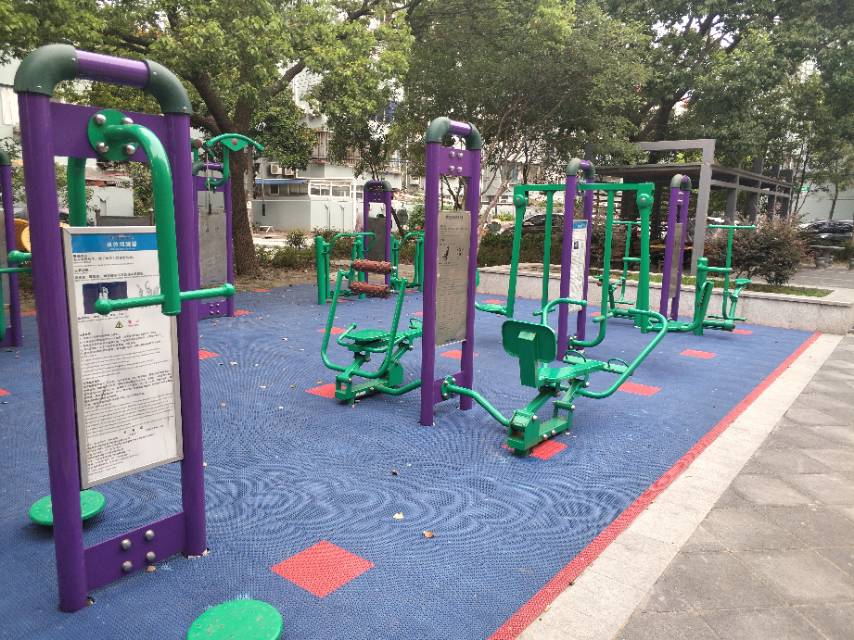 樂(lè)業(yè)一村四街坊健身點(diǎn)