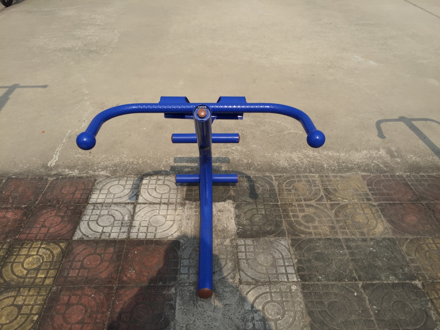 背肌訓(xùn)練器 背肌訓(xùn)練器