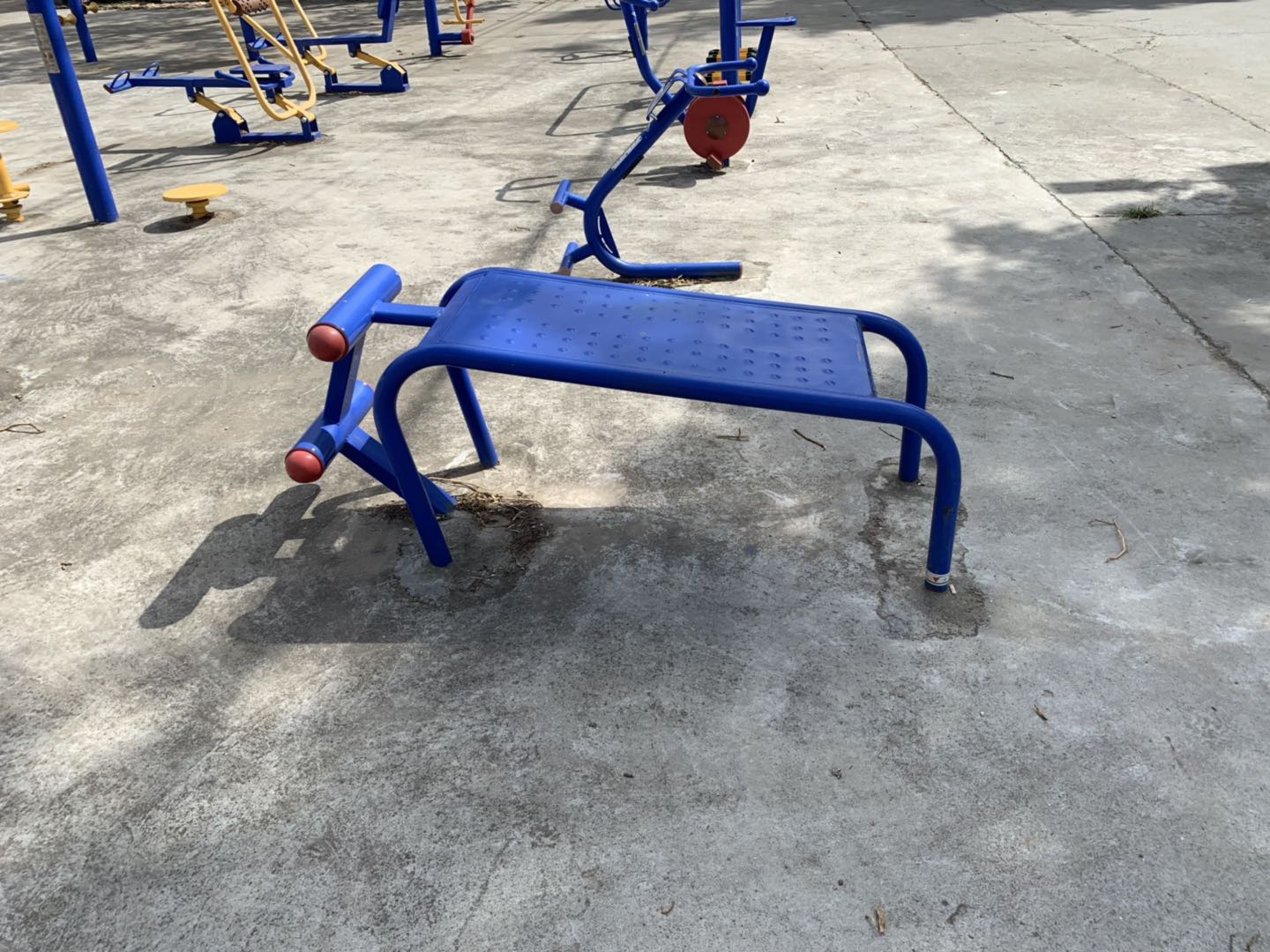 仰臥起坐板 仰臥起坐板