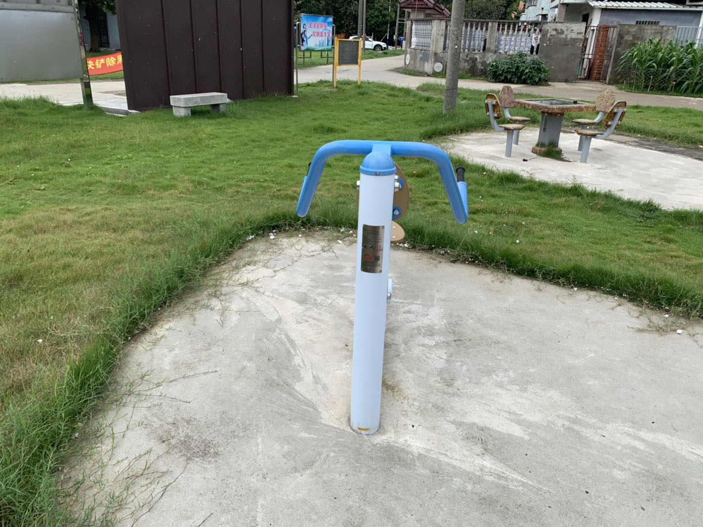 自重式下壓訓(xùn)練器 自重式下壓訓(xùn)練器