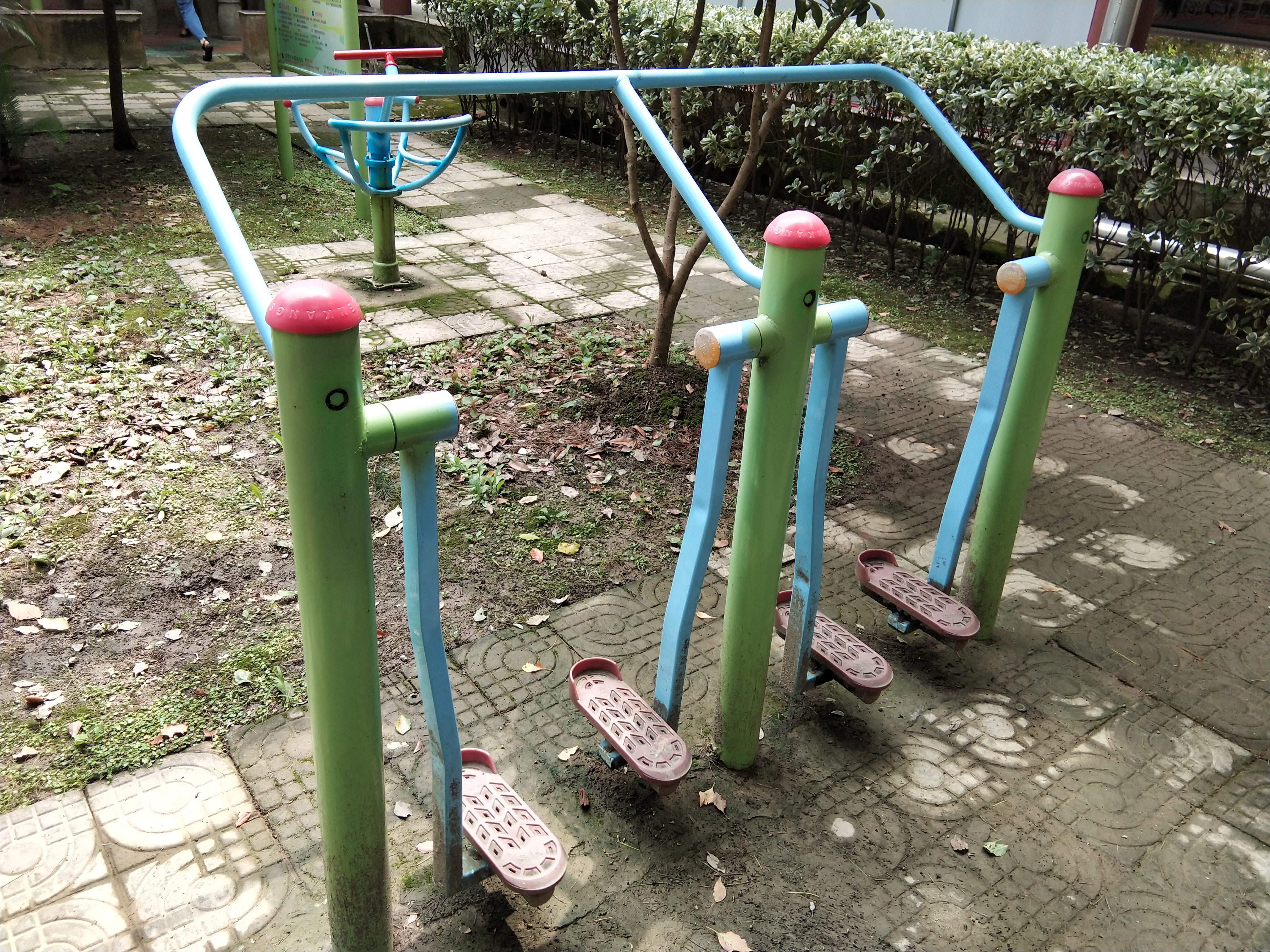 太空漫步器 太空漫步器