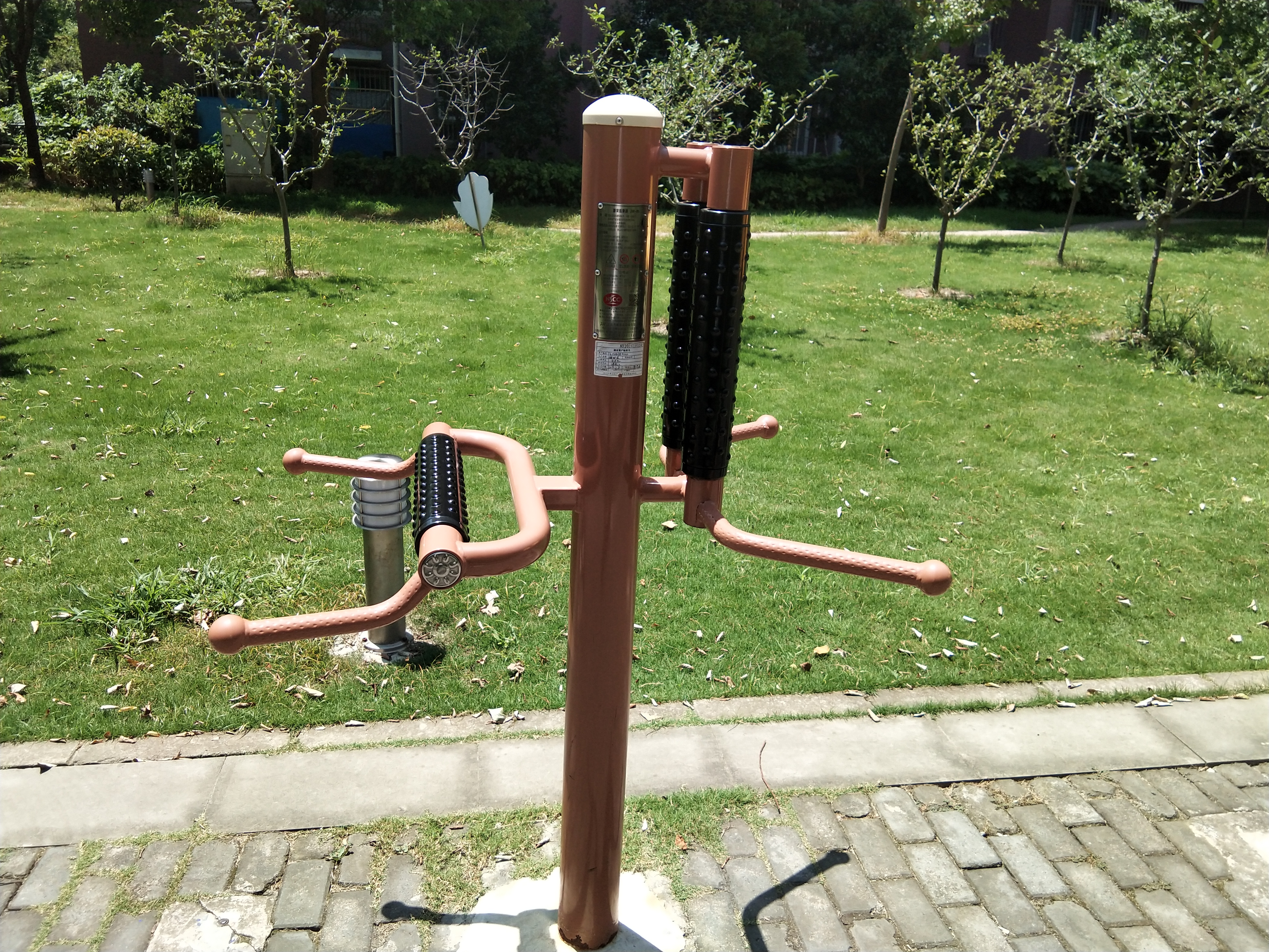 腰背按摩器 腰背按摩器