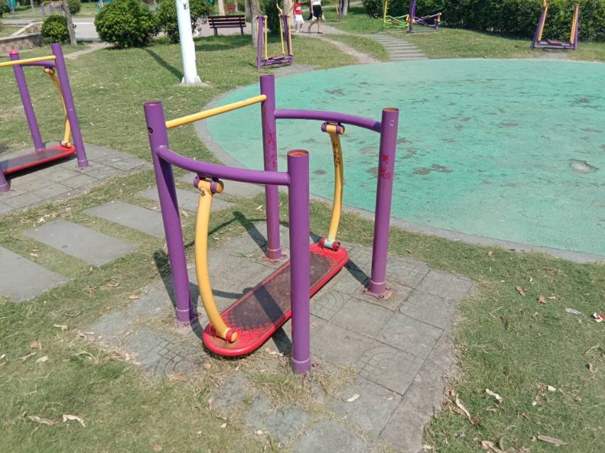 晃板健身器 晃板健身器