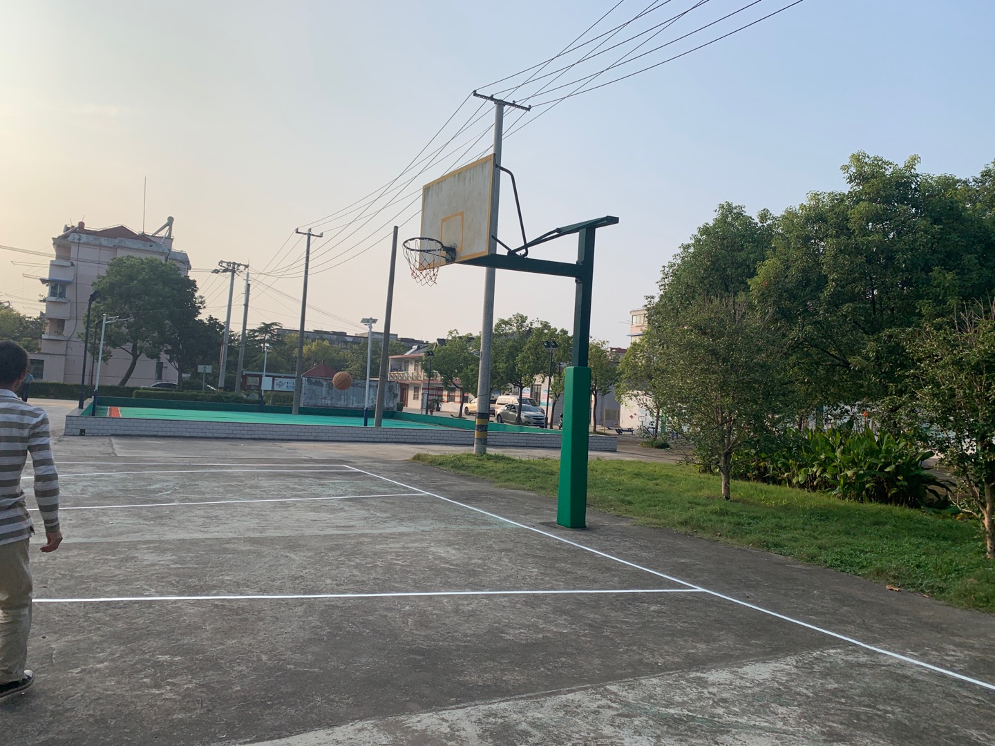 東平鎮(zhèn)東風(fēng)農(nóng)民健身工程