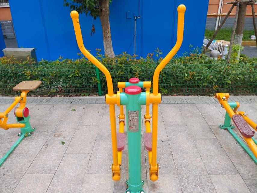 平步機(jī) 平步機(jī)