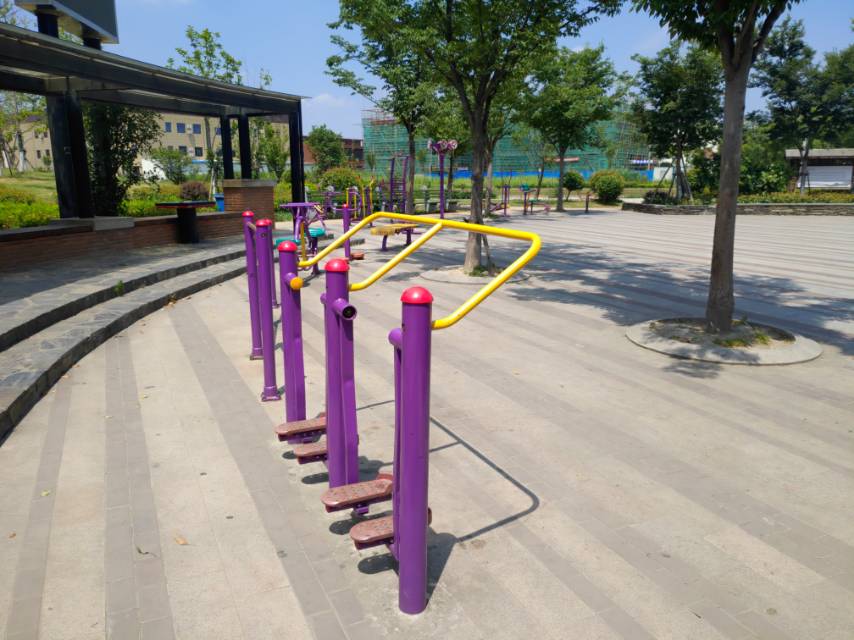 許浦村公共綠地北區(qū)健身點(diǎn) 許浦村公共綠地北區(qū)健身點(diǎn)