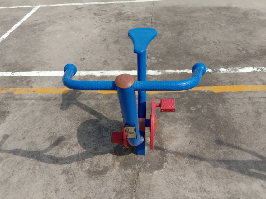 直立健身車 直立健身車