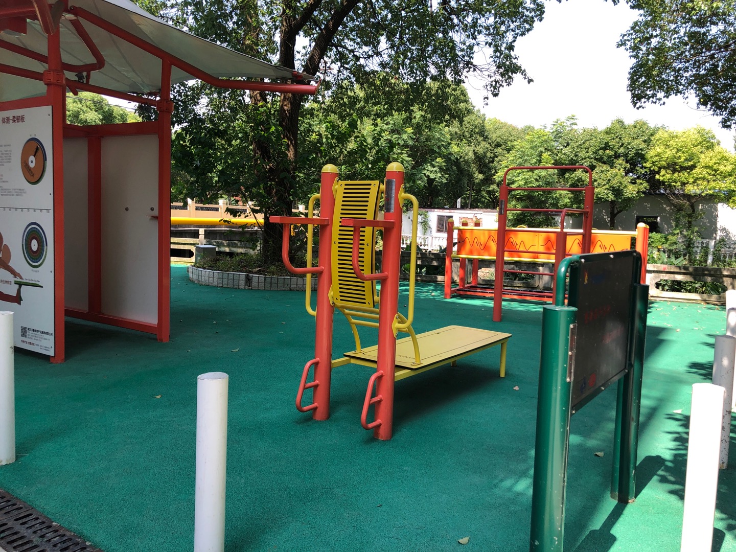 江海五居市民益智健身點(diǎn) 江海五居市民益智健身點(diǎn)