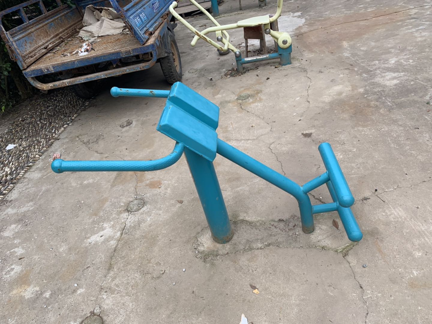 背肌訓(xùn)練器 背肌訓(xùn)練器