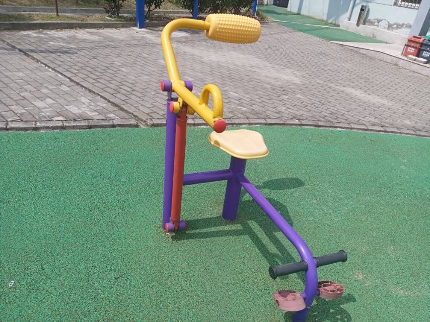 腹背訓練器 腹背訓練器