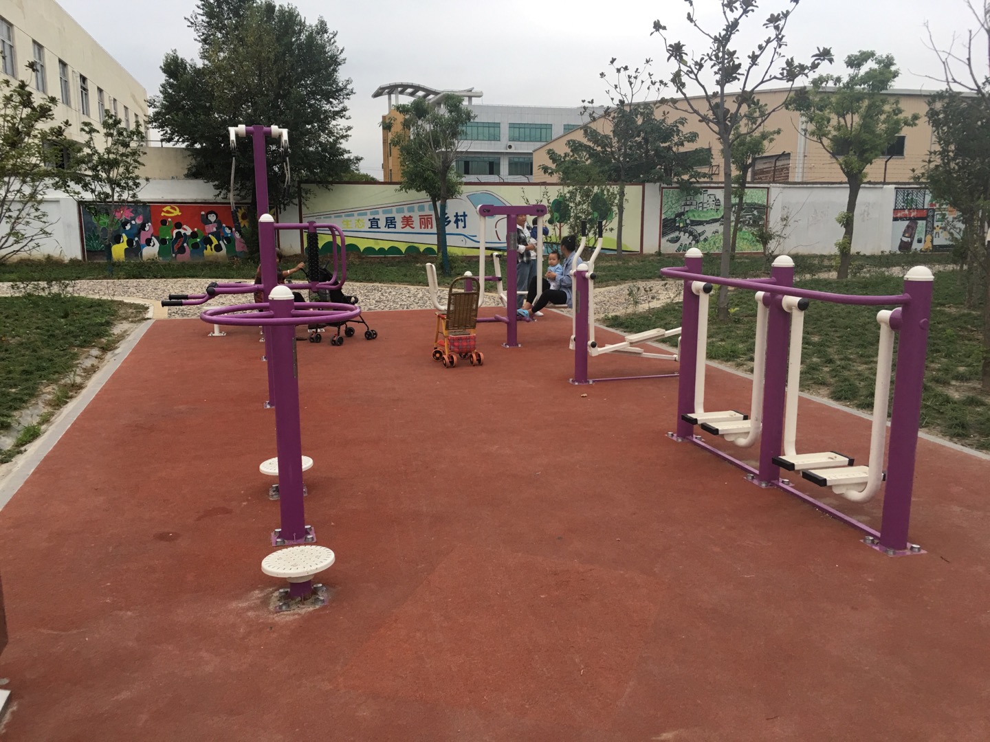 高橋村周家浜健身點