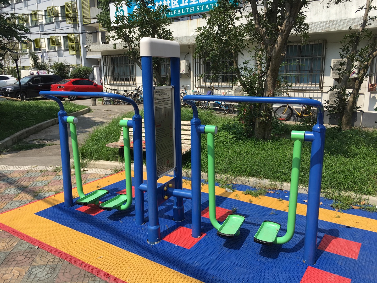 雙立柱太空漫步器 雙立柱太空漫步器