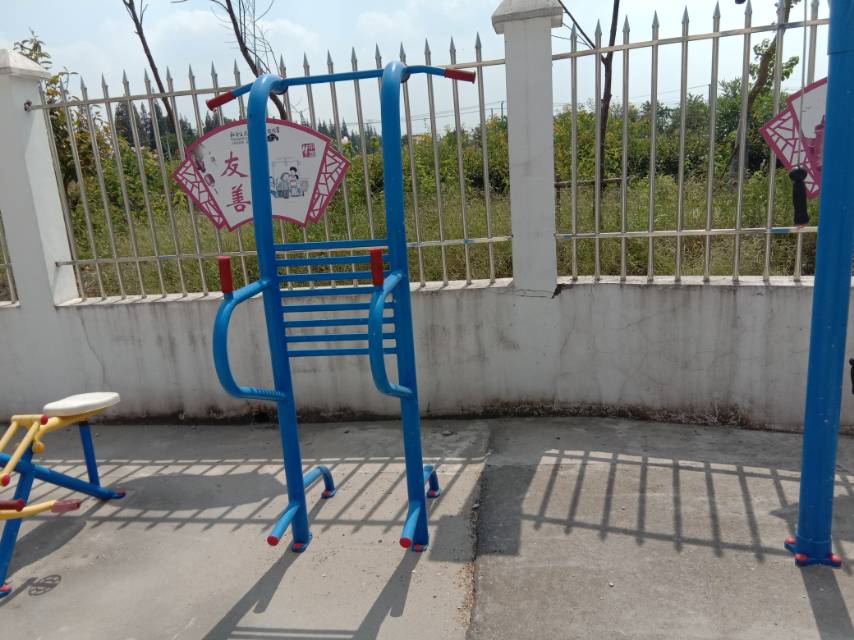 多功能訓(xùn)練器 多功能訓(xùn)練器