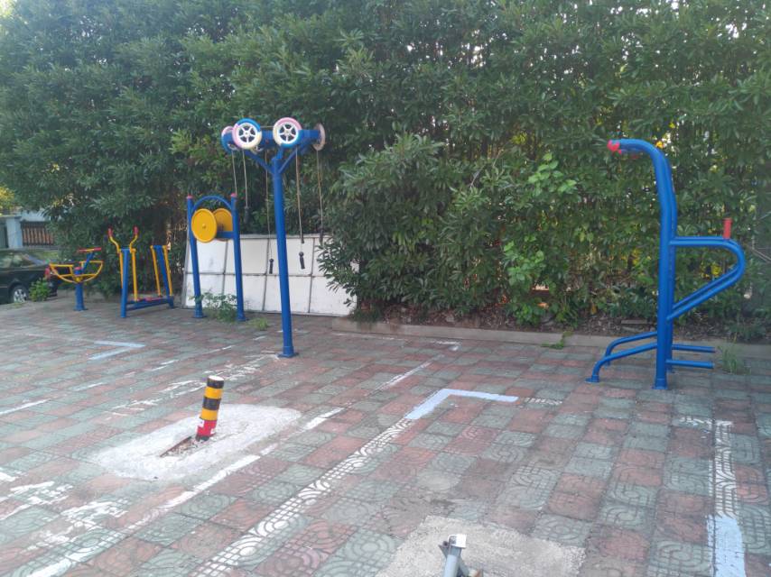 靜安區(qū)彭浦鎮(zhèn)滬太路1170弄居委健身點 靜安區(qū)彭浦鎮(zhèn)滬太路1170弄居委健身點