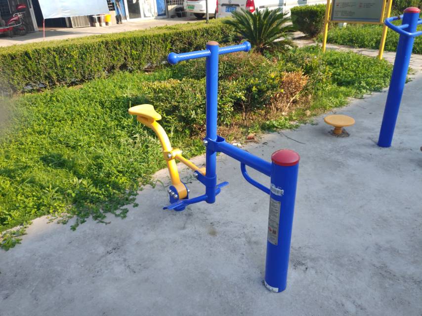 健騎機(jī) 健騎機(jī)