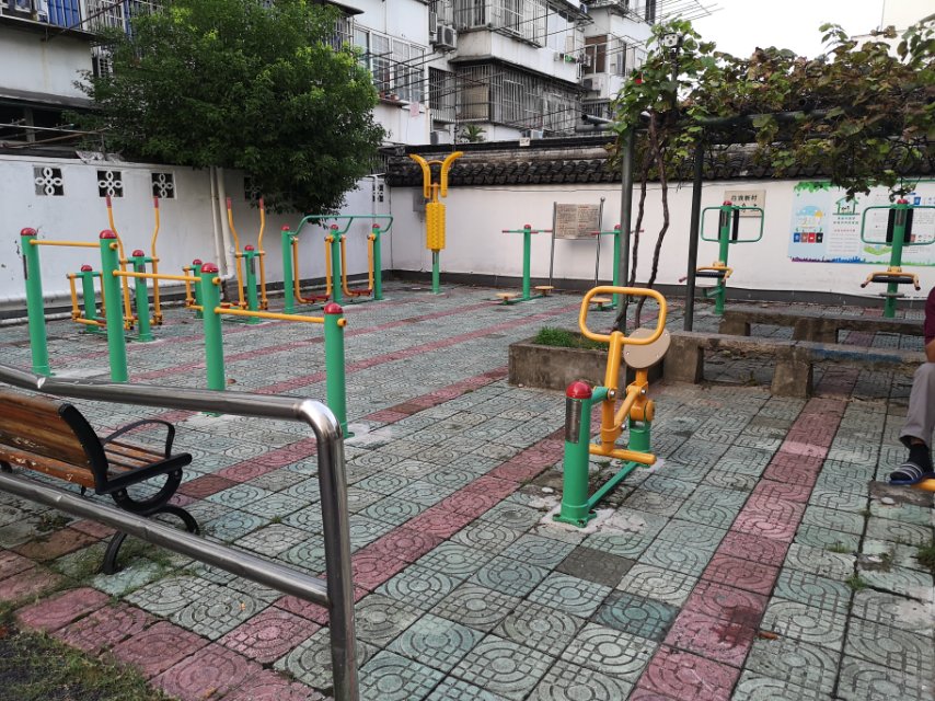 京都苑居委健身苑點(diǎn)B