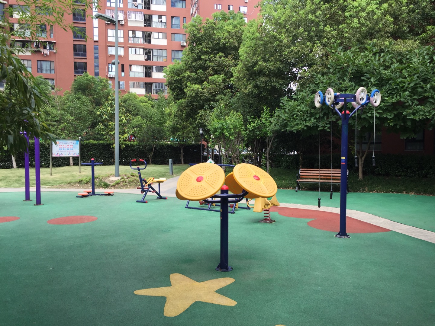 銀翔社區(qū)健身點