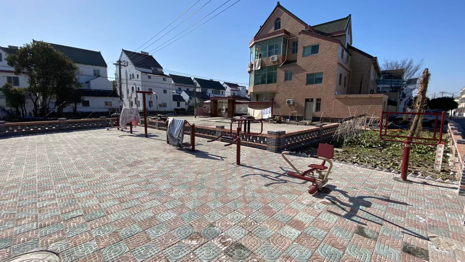 東新村5組健身點(diǎn) 東新村5組健身點(diǎn)