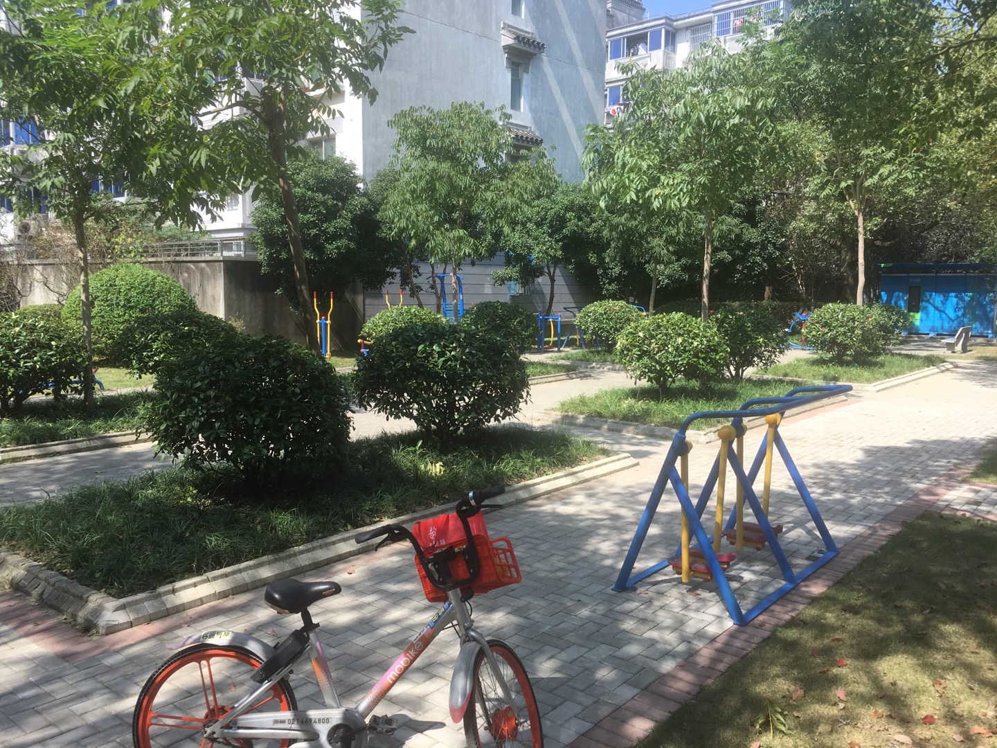 南姚小區(qū)健身點(diǎn)