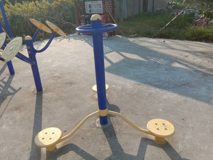 三人扭腰器 三人扭腰器