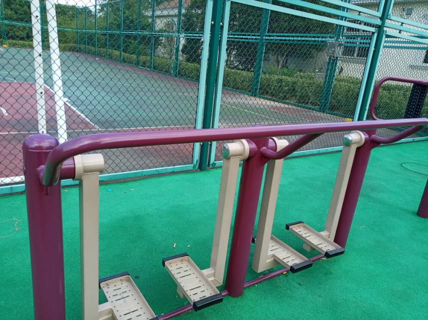 二位太空漫步機(jī) 二位太空漫步機(jī)