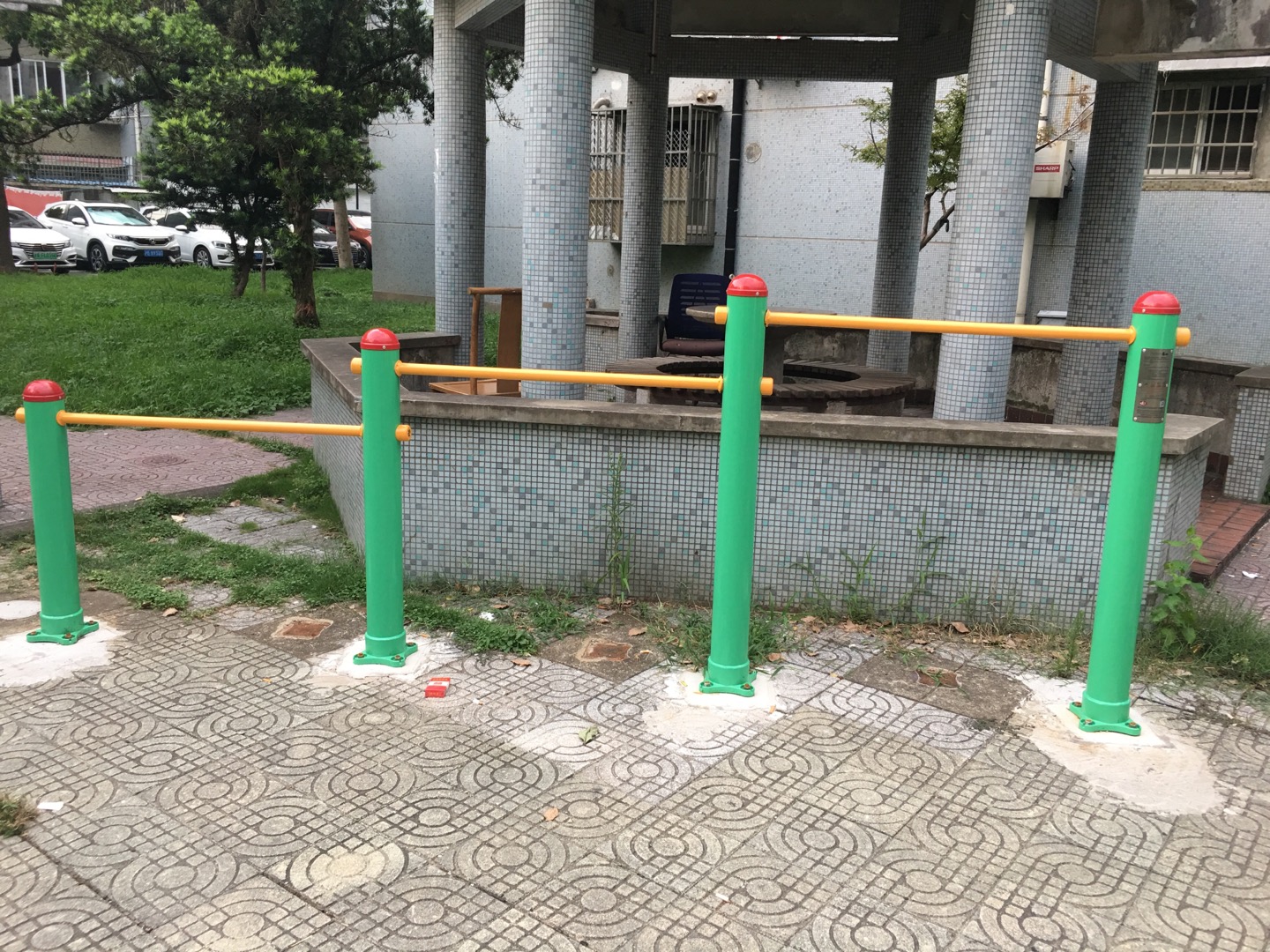 多聯(lián)壓腿架 多聯(lián)壓腿架