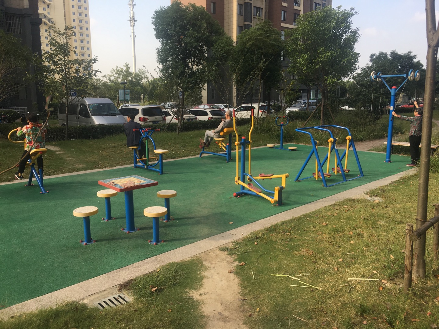 華衛(wèi)苑健身點（1）