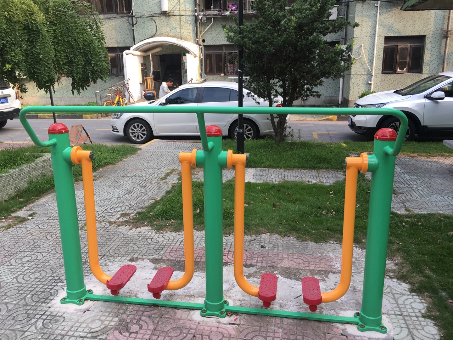 兩聯(lián)漫步機(jī)