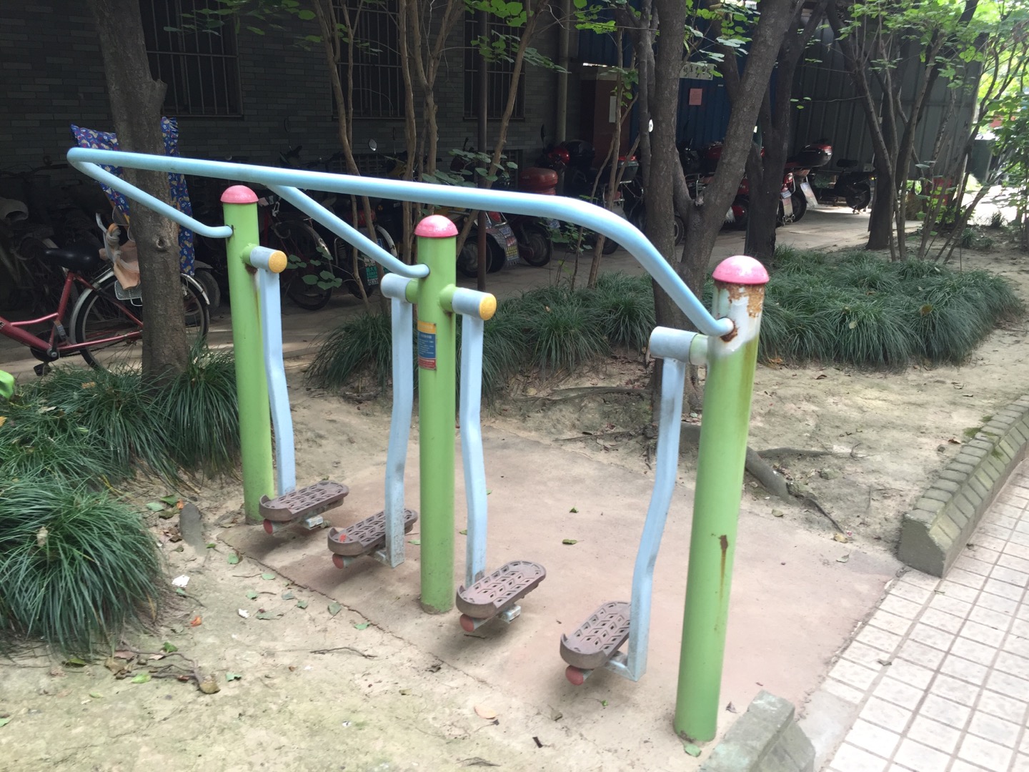 太空漫步器 太空漫步器