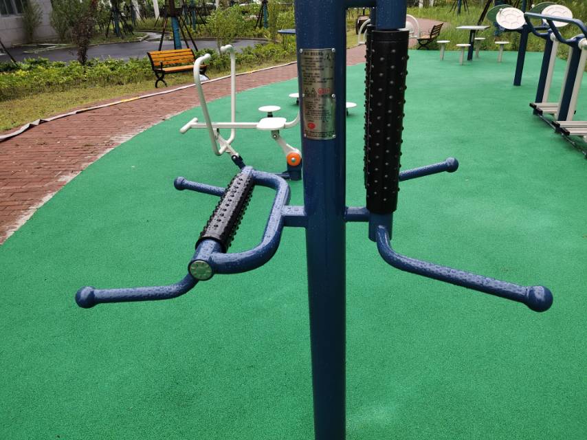 腰背按摩器 腰背按摩器