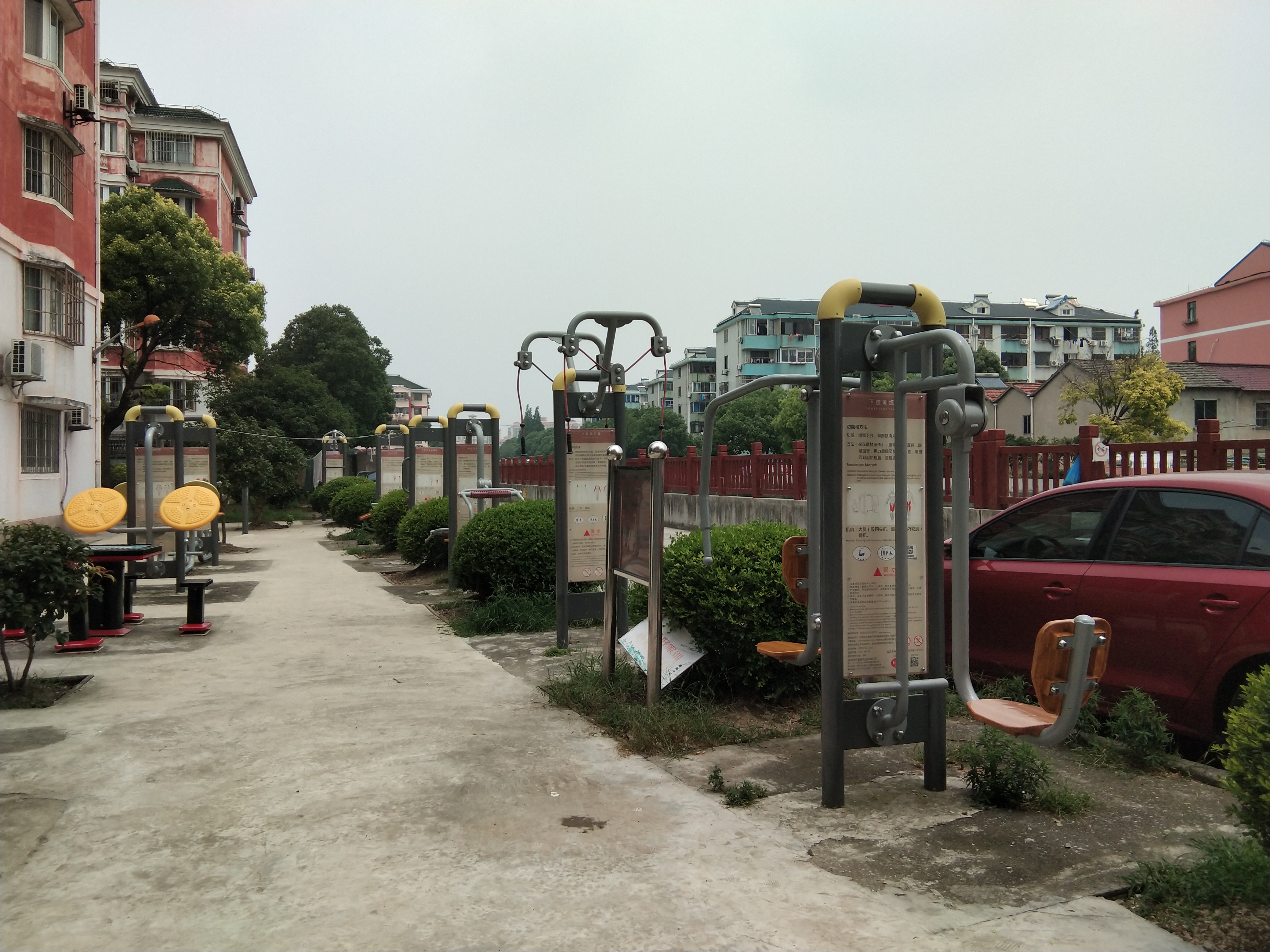 錦港新村市民益智健身苑點(diǎn) 錦港新村市民益智健身苑點(diǎn)