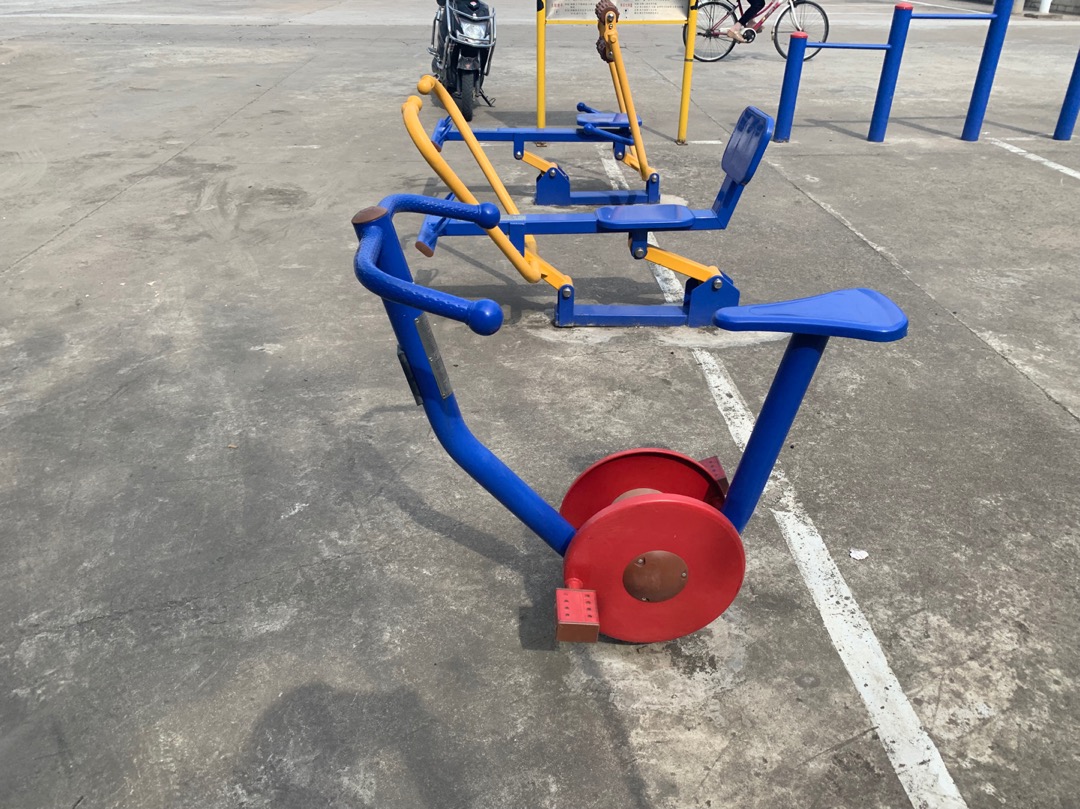 直立健身車 直立健身車