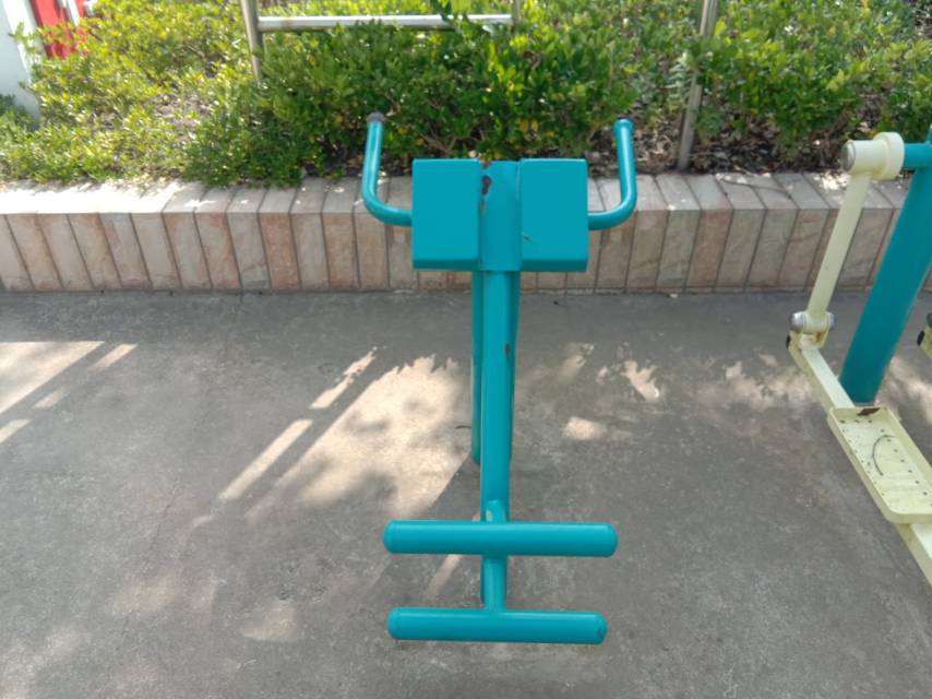 背肌訓(xùn)練器 背肌訓(xùn)練器