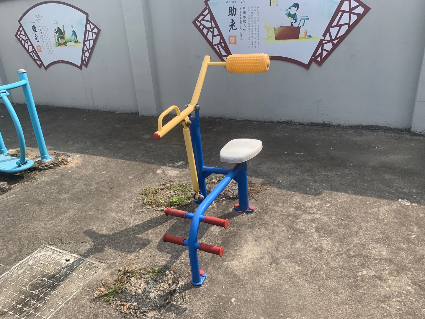 腹背鍛煉器 腹背鍛煉器