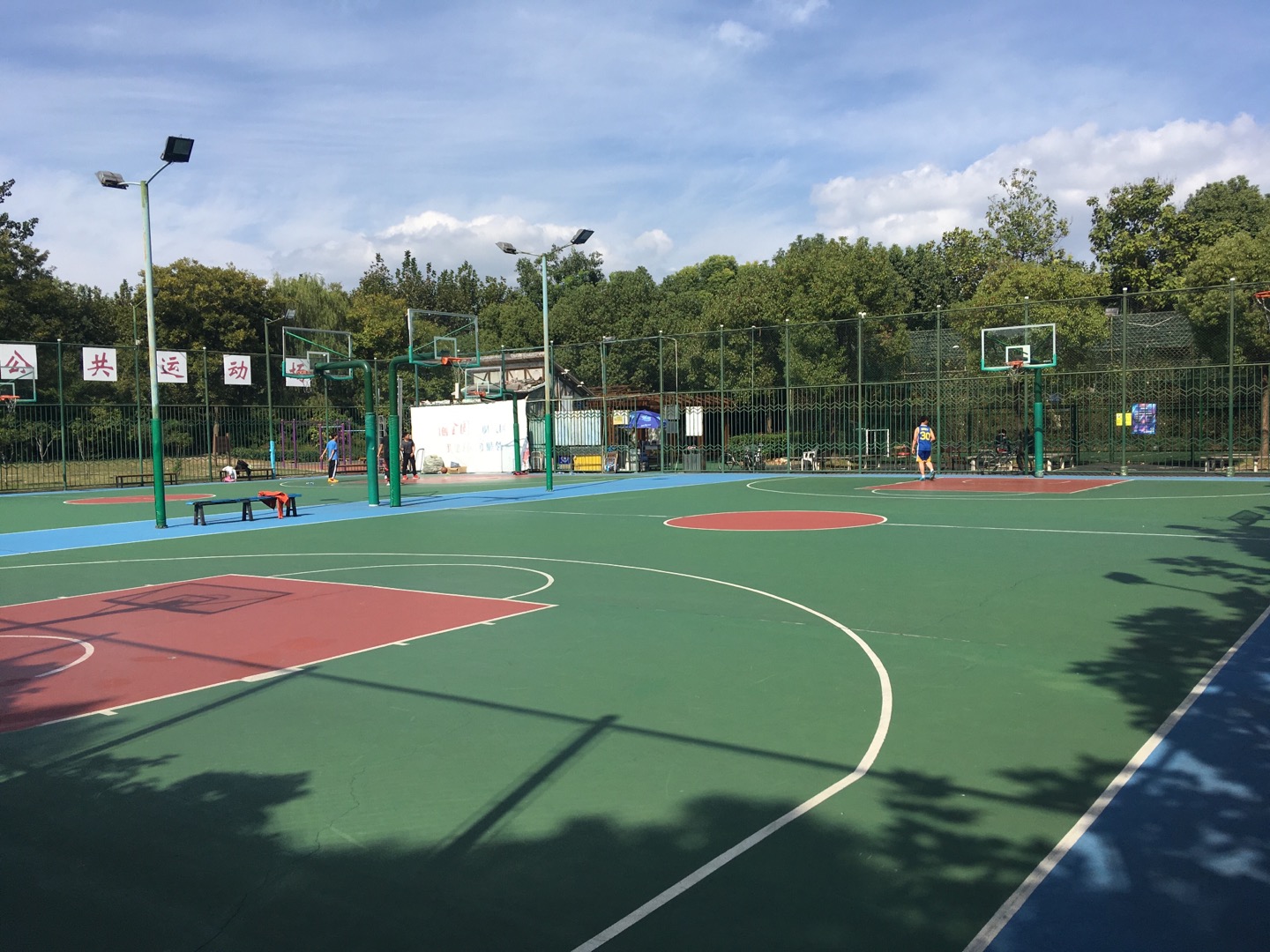 薛家公共籃球場(chǎng)