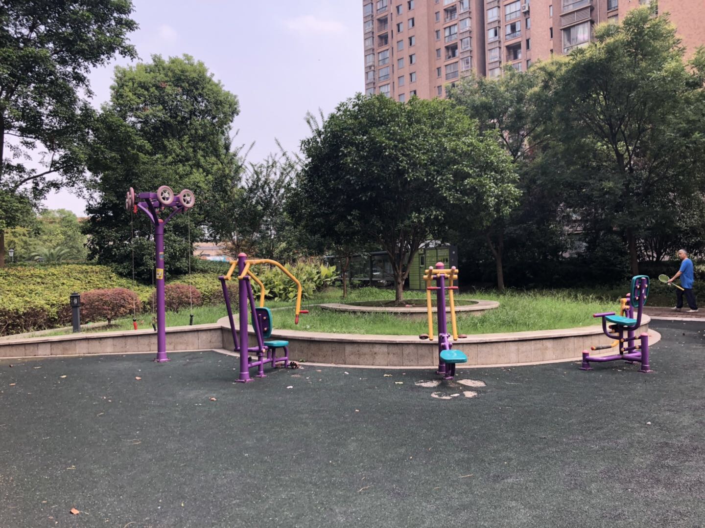 逸仙四村健身苑點(diǎn)