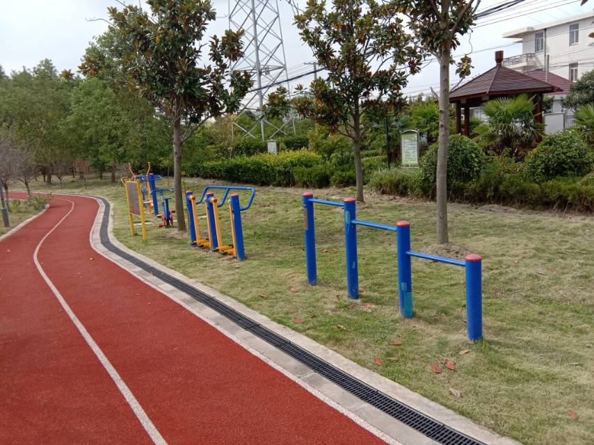 梅園村健身點(diǎn)1 梅園村健身點(diǎn)1