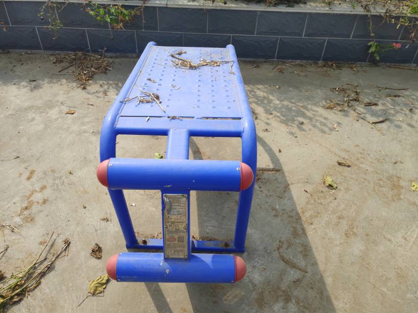 仰臥起坐板 仰臥起坐板