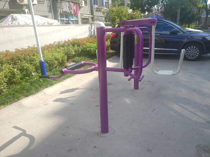 腰背按摩器 腰背按摩器