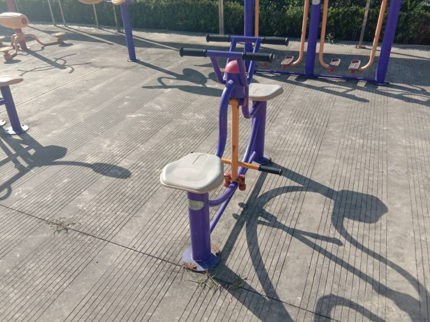 下肢訓(xùn)練器 下肢訓(xùn)練器