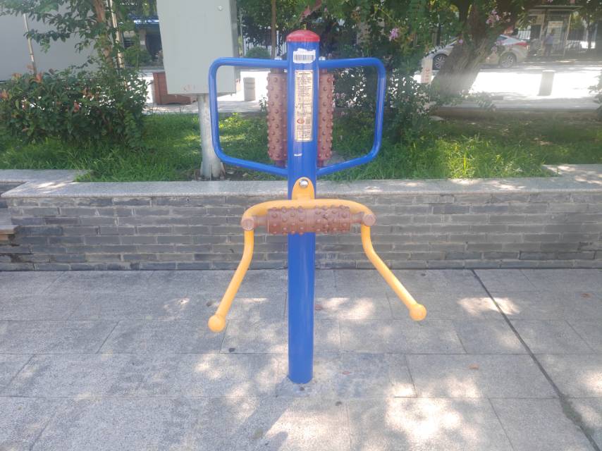 腰背按摩器 腰背按摩器