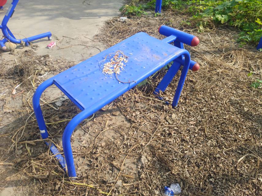 仰臥起坐板 仰臥起坐板